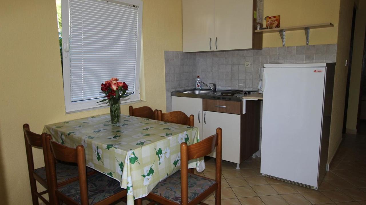 Apartments Grzetic Malinska Zewnętrze zdjęcie